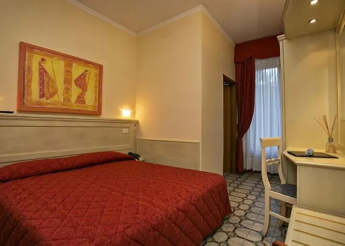 Hotel lo Squalo